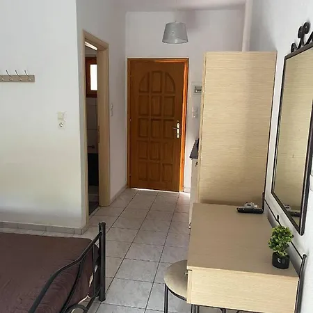 Lab_rinos House Ξενοδοχείο με διαμερίσματα Νέος Μαρμαράς